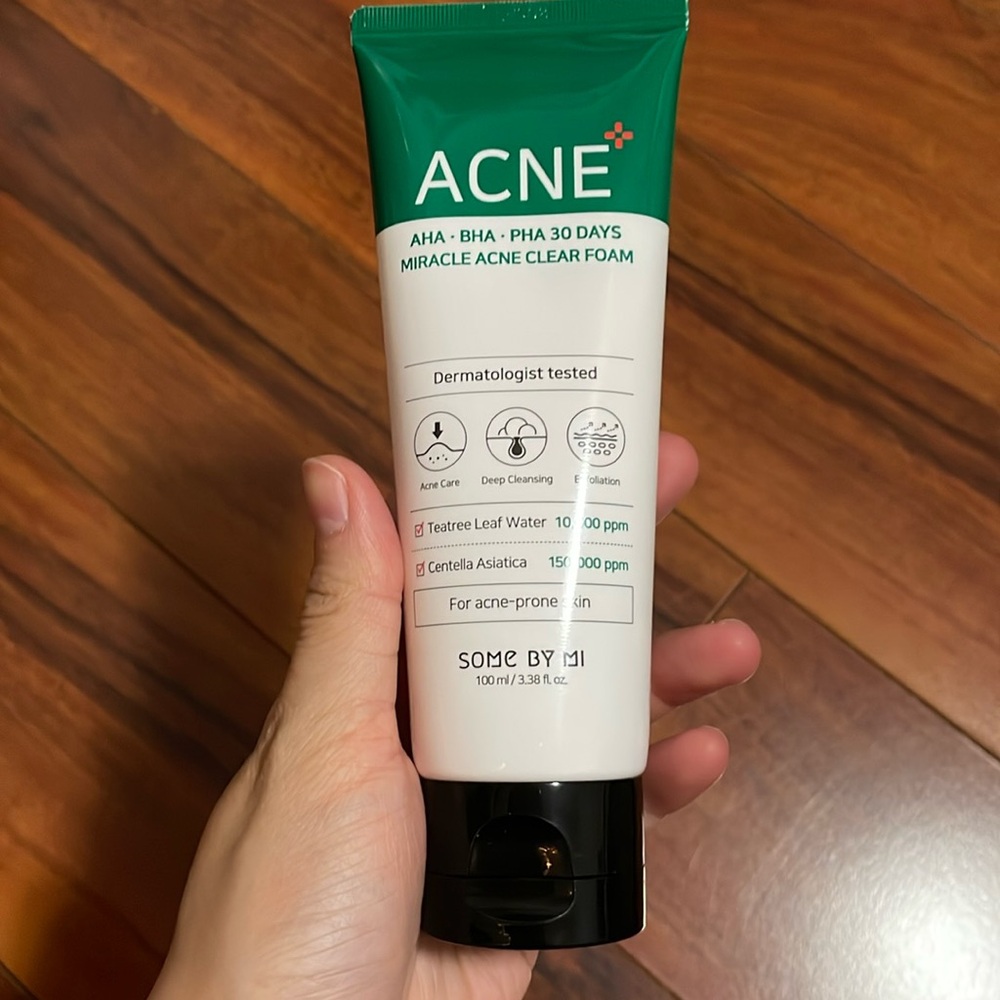 SOME BY MI 30 days Miracle acne clear foam cleanser